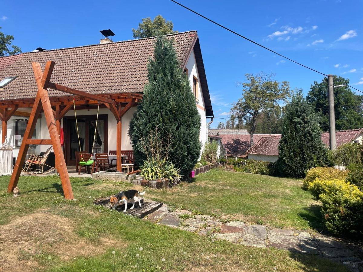 Apartman Beruska Krelovice Bagian luar foto